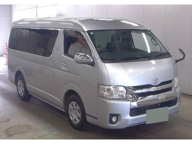 TOYOTA HIACE WAGON 