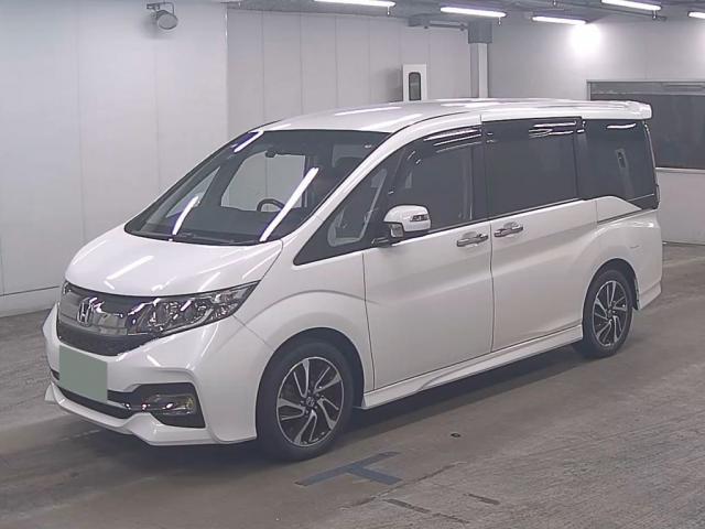 HONDA STEPWAGON SPADA 