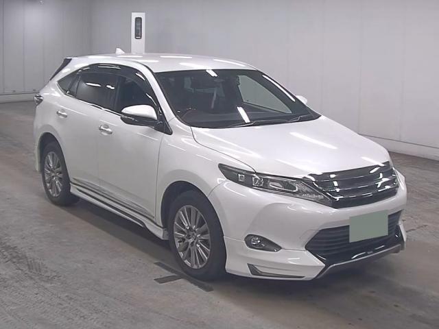 TOYOTA HARRIER 