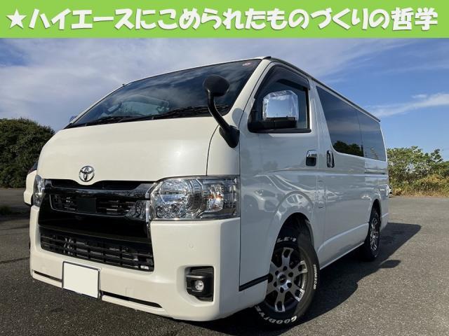 TOYOTA HIACE VAN 