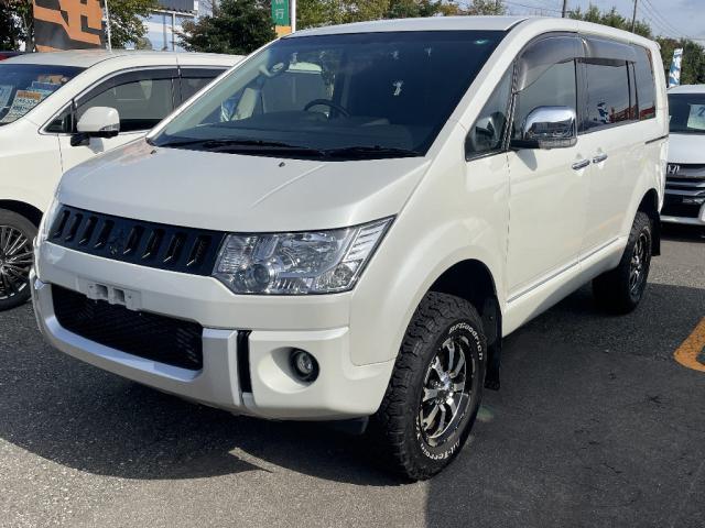 MITSUBISHI DELICA D:5 