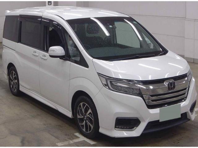 HONDA STEPWAGON SPADA 