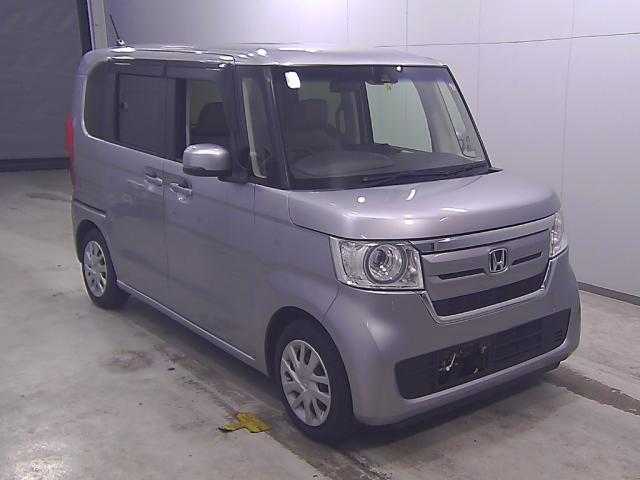 HONDA N-BOX 