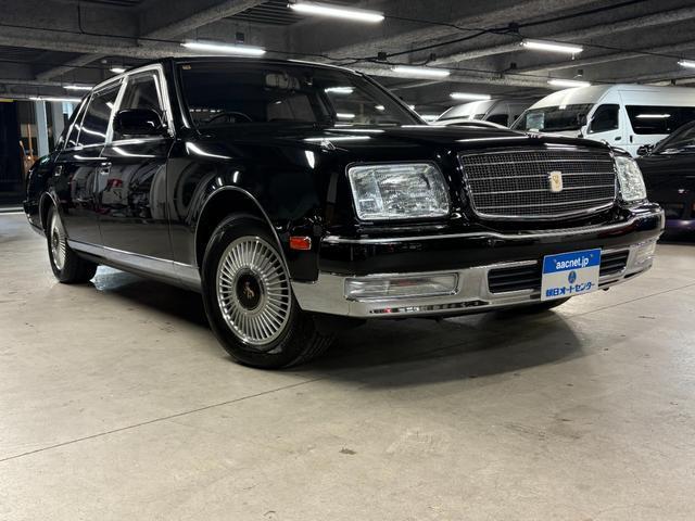 TOYOTA CENTURY 