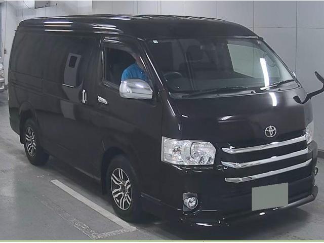 TOYOTA HIACE VAN 