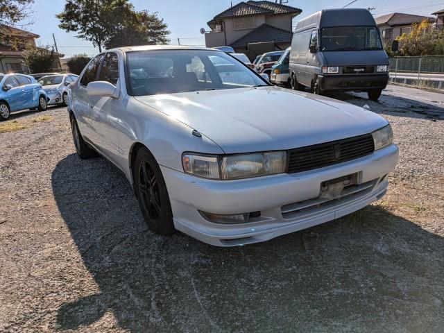 TOYOTA CRESTA 