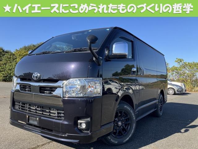 TOYOTA HIACE VAN 