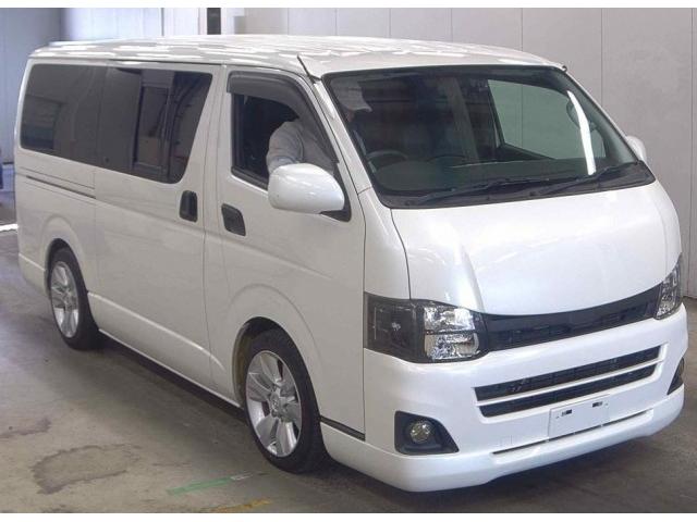 TOYOTA HIACE VAN 