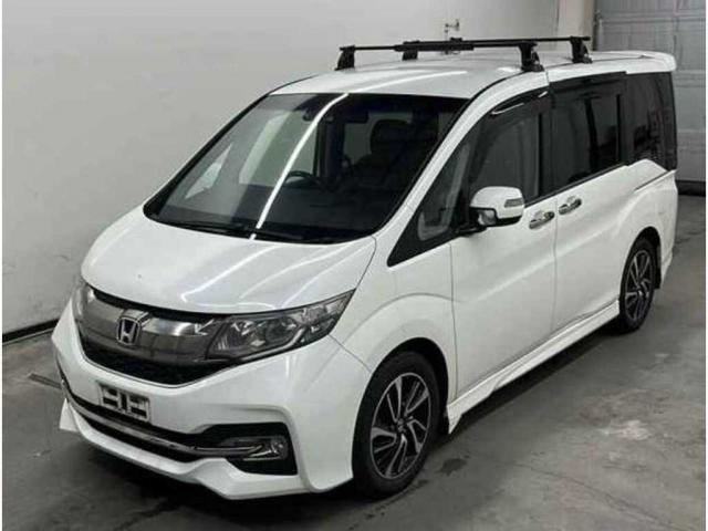 HONDA STEPWAGON SPADA 