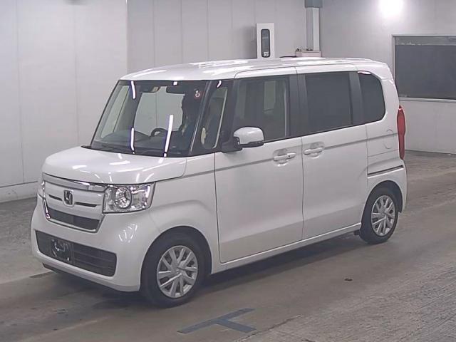 HONDA N-BOX 