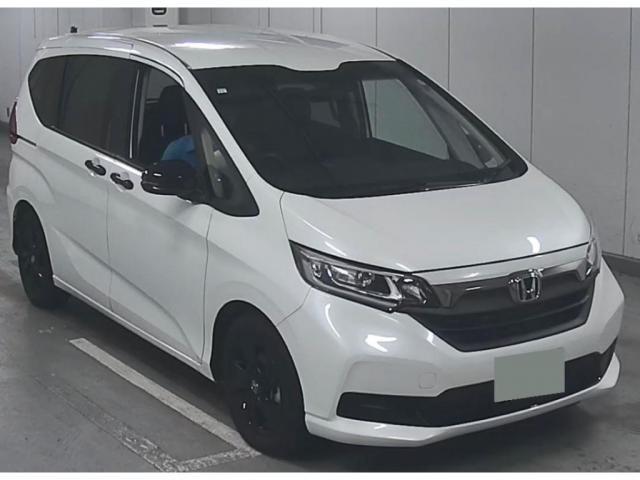 HONDA FREED PLUS 