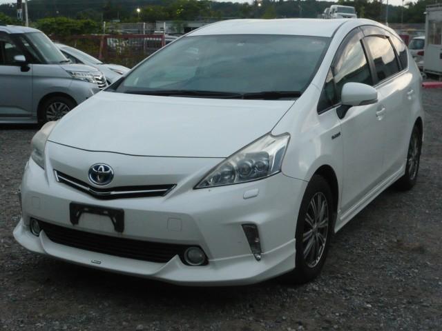 TOYOTA PRIUS ALPHA 