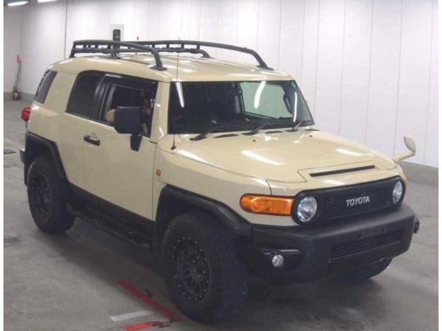 TOYOTA FJ CRUISER 