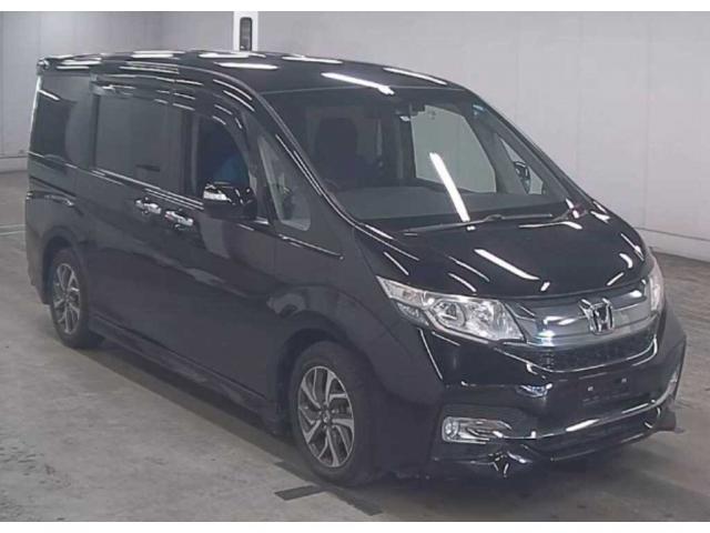 HONDA STEPWAGON SPADA 