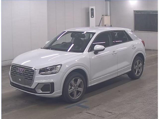 AUDI Q2 