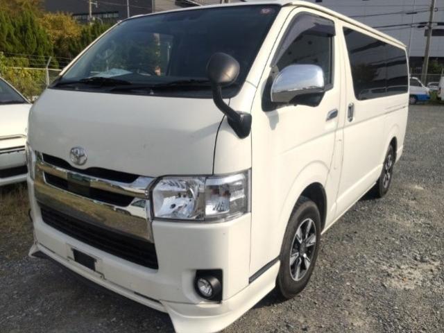 TOYOTA HIACE VAN 