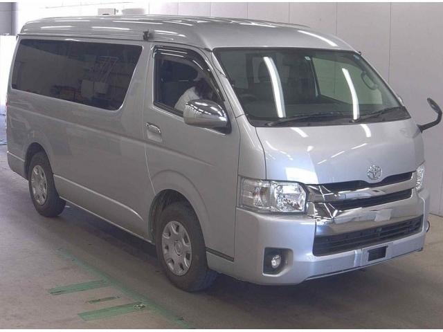 TOYOTA HIACE WAGON 