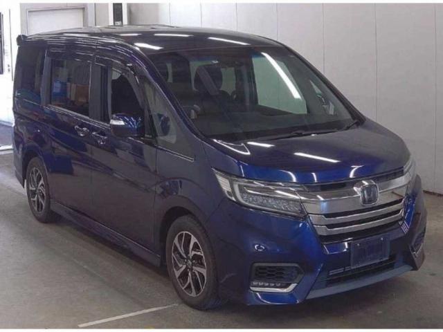 HONDA STEPWAGON SPADA 