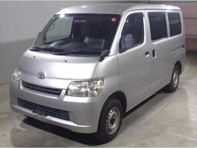 TOYOTA LITEACE VAN 