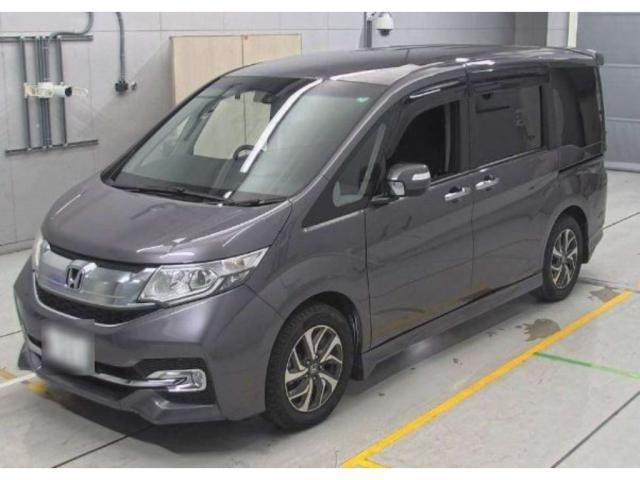 HONDA STEPWAGON SPADA 