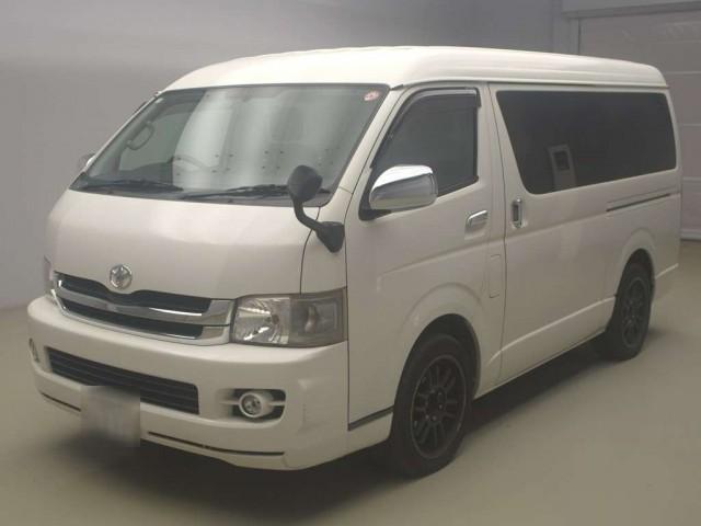 TOYOTA HIACE WAGON 