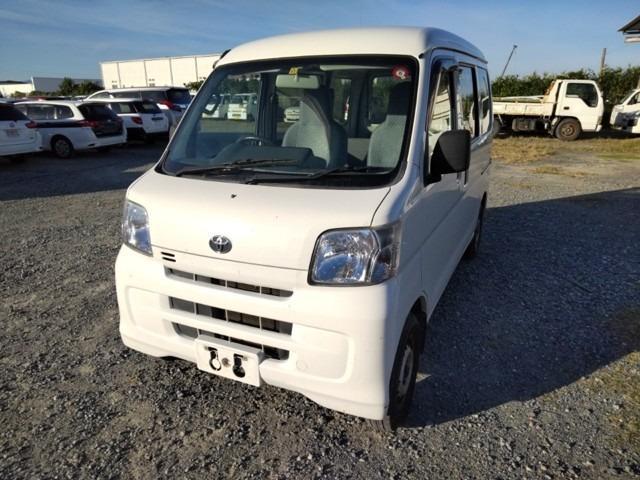 TOYOTA PIXIS VAN 