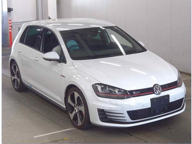 VOLKSWAGEN GOLF GTI 