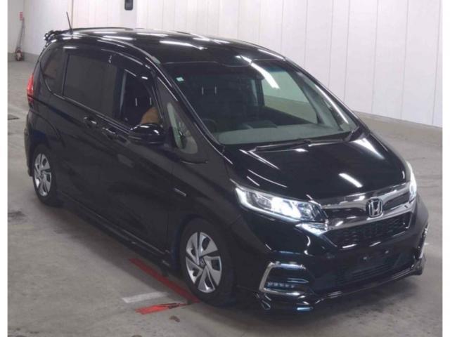 HONDA FREED HYBRID 