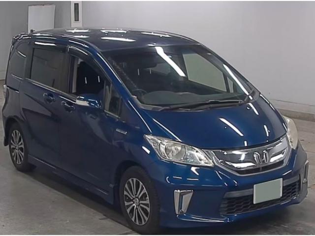 HONDA FREED HYBRID 