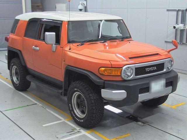 TOYOTA FJ CRUISER 