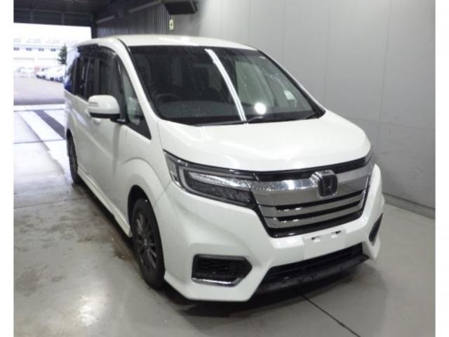 HONDA STEPWAGON SPADA 