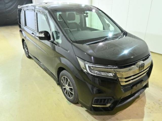 HONDA STEPWAGON SPADA 