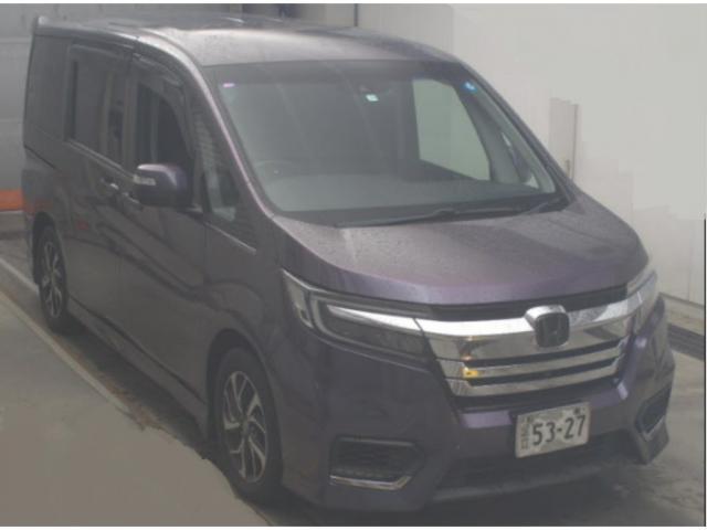 HONDA STEPWAGON SPADA 