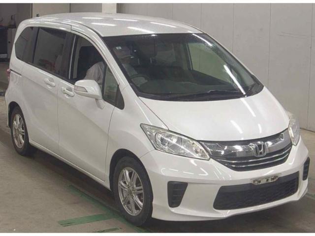 HONDA FREED 