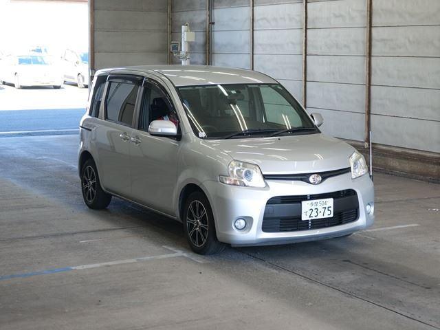 TOYOTA SIENTA 