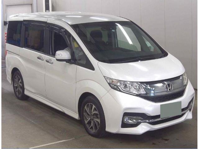 HONDA STEPWAGON SPADA 