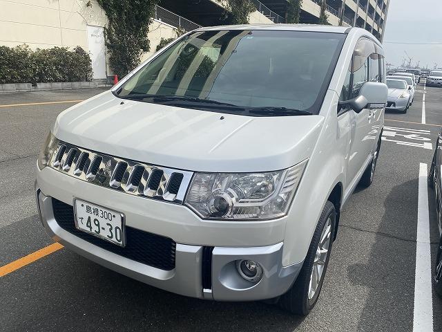 MITSUBISHI DELICA D:5 