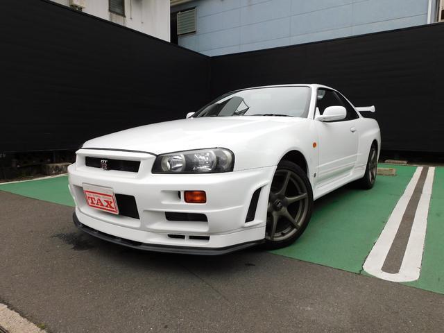 NISSAN SKYLINE 