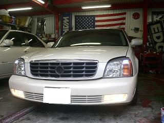 キャデラック　ドゥビル  CADILLAC DEVILE アメ車 カスタム パーツ ラグジュアリー HID 専門店 大阪 ガレージアクト