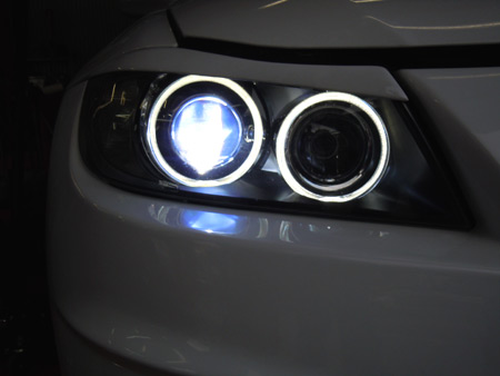 BMW ５シリーズ カスタム パーツ HID LED イカリング 修理 点検 車検 輸入車 アメ車 国産車 専門店 大阪 ガレージアクト