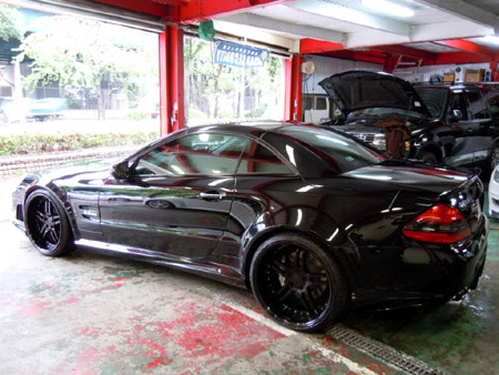 メルセデスベンツ SL63AMG ワイドボディ BLACK 装着 鈑金 取付 販売 WORKS グノーシスGS2 ホイール 輸入車 専門店 大阪 ガレージアクト