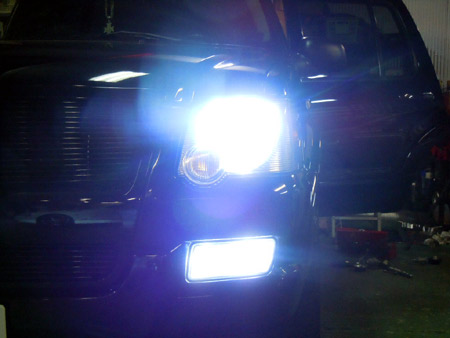 エクスプローラー HID 12000k　8000k　アメ車 専門店 大阪 ガレージアクト