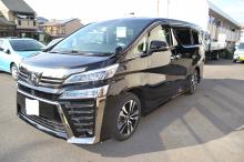 新車　トヨタ　ヴェルファイア入庫しました。