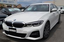 BMW320i Ｍスポーツ新着入庫致しました。