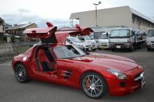 メルセデスベンツＳＬＳ−ＡＭＧ新着入庫しました。