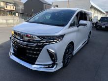 新車トヨタ アルファード納車致しました。