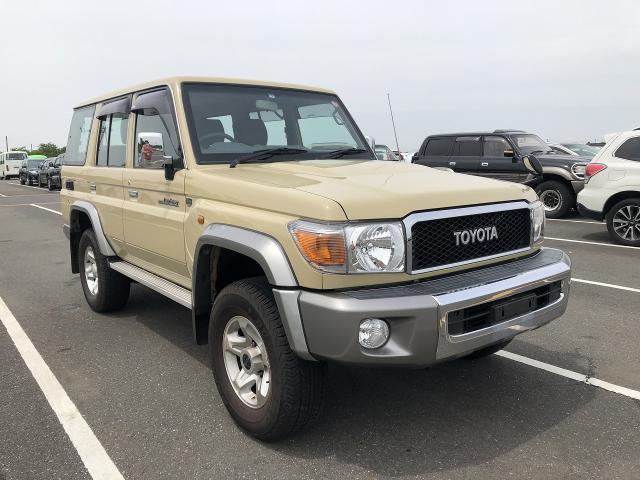 Japan Used Toyota Land Cruiser 70 15 Suv Royal Trading