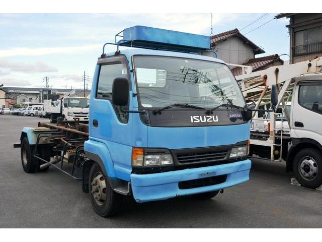 305926 Japan Used Isuzu Forward Juston 2005 Truck | Royal Trading