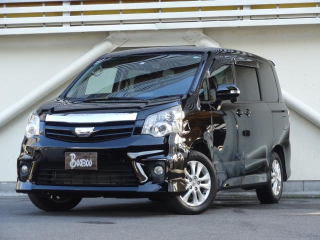 Toyota noah 2013