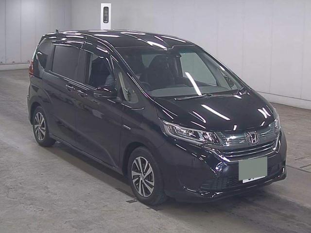 Japan Used Honda Freed Plus Hybrid 17 Minivan Royal Trading